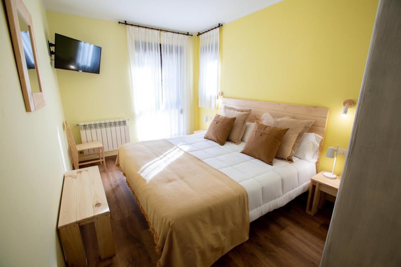 La Casona De Cardes Hotel Cangas de Onis Bagian luar foto