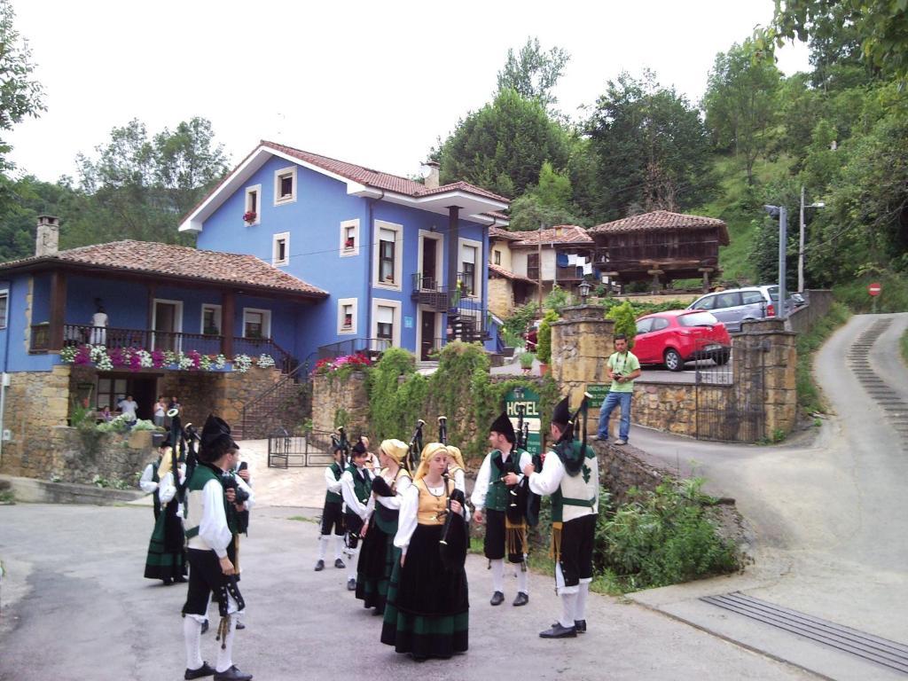 La Casona De Cardes Hotel Cangas de Onis Bagian luar foto
