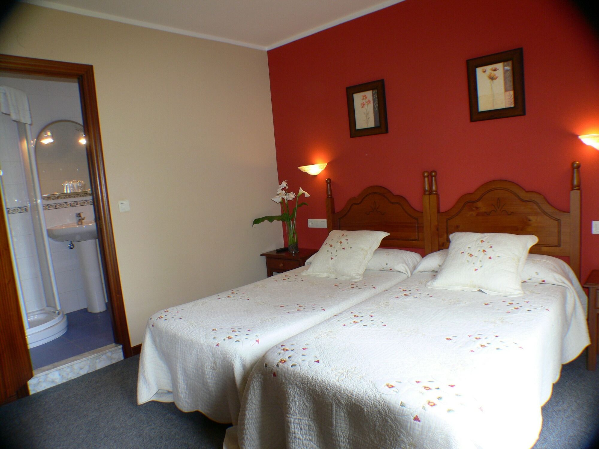 La Casona De Cardes Hotel Cangas de Onis Bagian luar foto